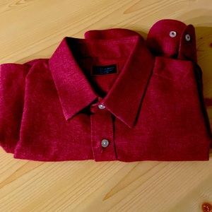 Red Untuckit Shirt M